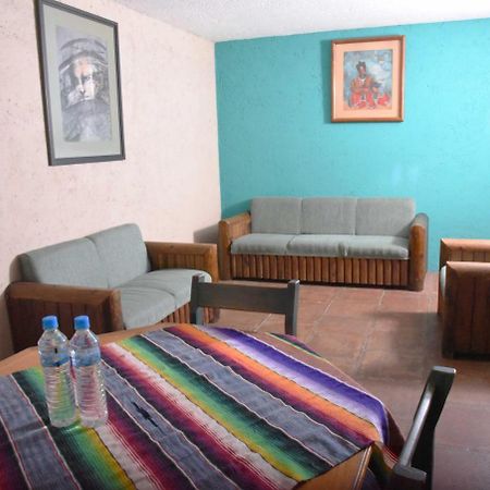 Hotel Las Fumarolas De Don Goyo โชลูลา ภายนอก รูปภาพ
