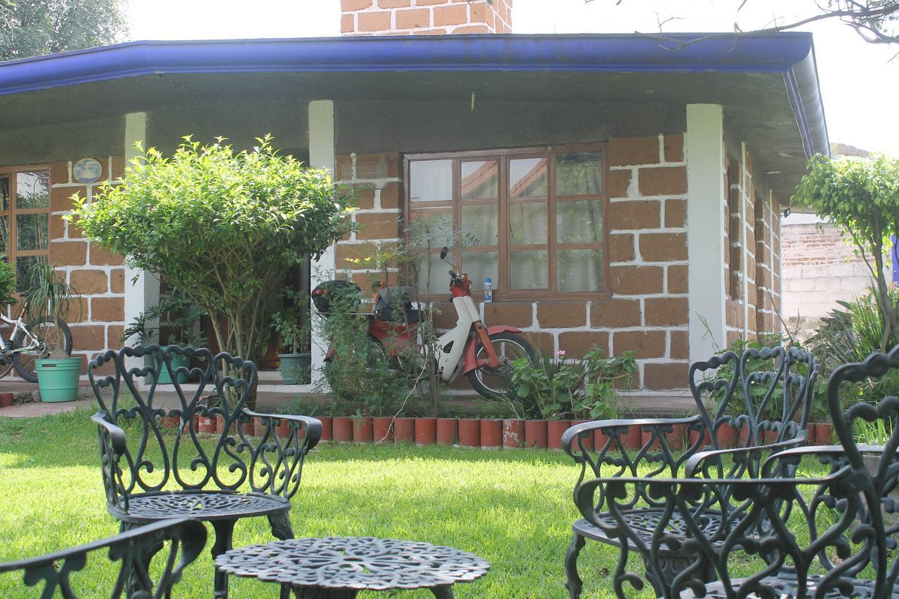Hotel Las Fumarolas De Don Goyo โชลูลา ภายนอก รูปภาพ