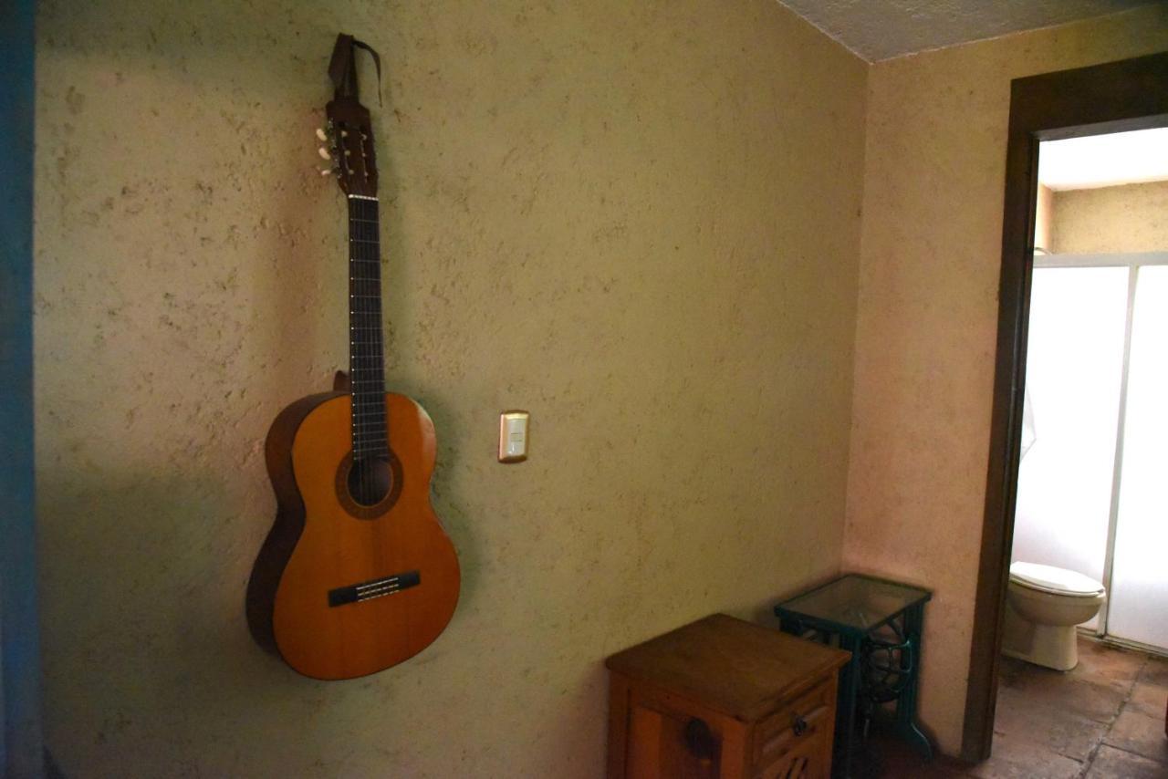 Hotel Las Fumarolas De Don Goyo โชลูลา ภายนอก รูปภาพ