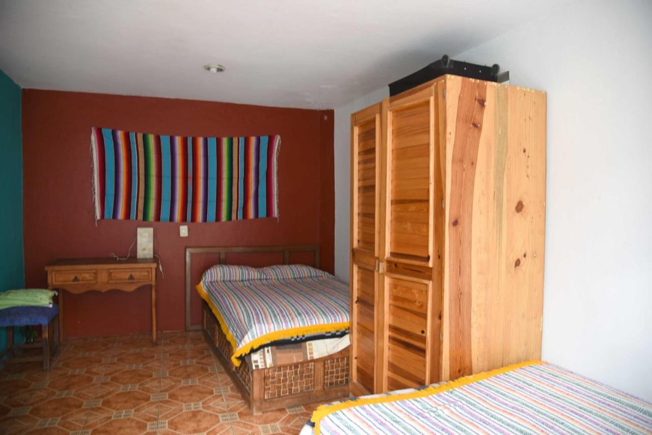 Hotel Las Fumarolas De Don Goyo โชลูลา ภายนอก รูปภาพ